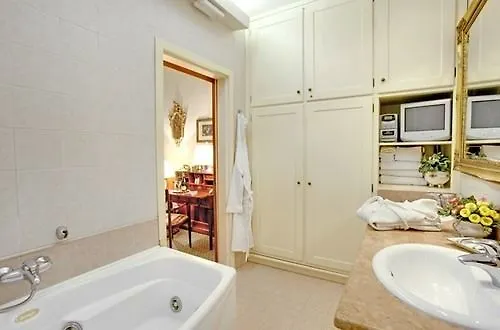 Le Vele Apartment Venezia 0*,  Italia